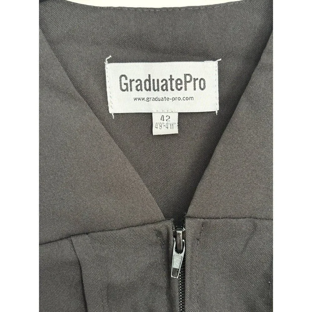 Graduation Cap and Gown with 2025 Year Charm for College &High School, Unisex